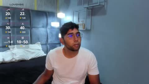 Snapshot of dantteray chatting on November 2025 10:52:02 AM dantteray online show from November 2025 10:52:02 AM