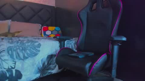 Dany online show from December 2025 12:16:02 AM