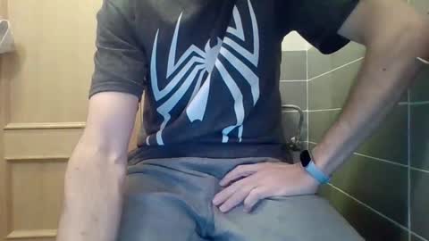 Snapshot of danydotado chatting on December 2025 12:33:02 PM danydotado online show from December 2025 12:33:02 PM