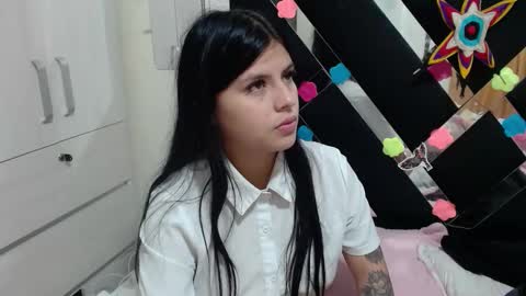 daphne877046 online show from September 2025 06:52:02 PM