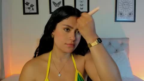 Snapshot of daphne_24 chatting on December 2025 12:57:02 PM Antonella Mora online show from December 2025 12:57:02 PM