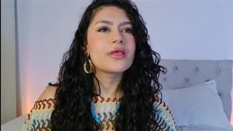Snapshot of daphne_24 chatting on April 2026 01:28:01 PM Antonella Mora online show from April 2026 01:28:01 PM