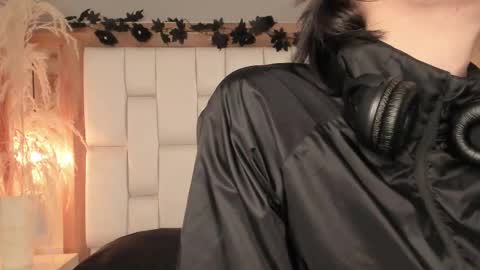 daphne_and_roger online show from January 2026 10:53:01 AM