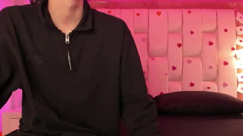 daphne_and_roger online show from February 2026 11:00:01 AM