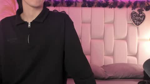 daphne_and_roger online show from March 2026 11:13:01 AM