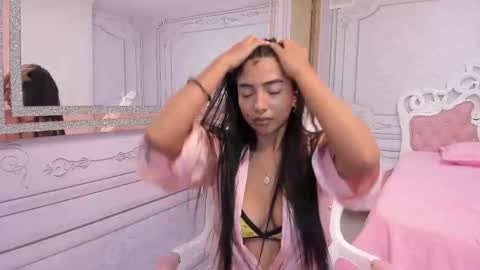 Snapshot of daphne_fox_ chatting on March 2025 09:02:01 AM Daphne online show from March 2025 09:02:01 AM