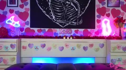 Snapshot of daphnemadison chatting on February 2025 07:54:01 PM Daphne Madison online show from February 2025 07:54:01 PM