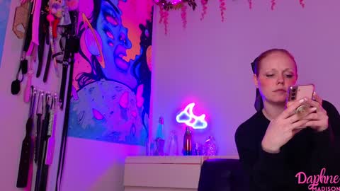 Snapshot of daphnemadison chatting on November 2025 12:02:02 AM Daphne Madison online show from November 2025 12:02:02 AM