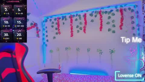 Daphne online show from February 2025 03:04:01 PM