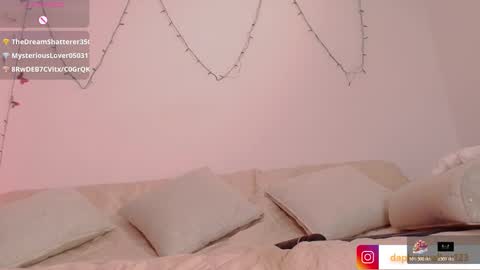Daphne online show from December 2025 11:50:01 AM
