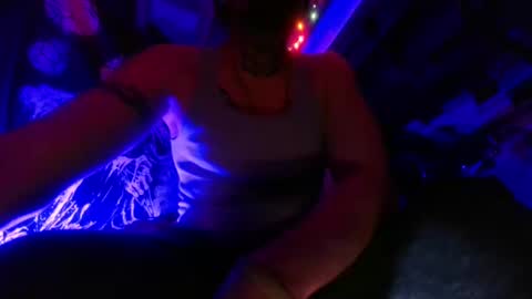 Snapshot of darc_zeyed_maine chatting on February 2025 12:00:02 PM BetNic online show from February 2025 12:00:02 PM