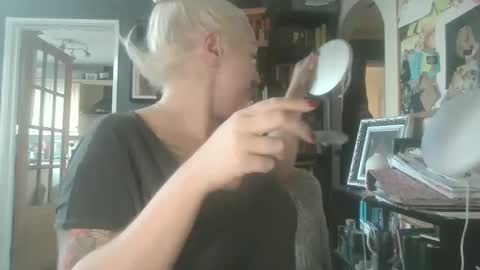 Darcy online show from January 2025 01:21:01 PM