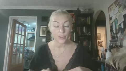 Darcy online show from February 2026 08:51:01 AM