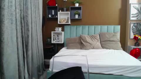 Snapshot of darcyejane chatting on February 2026 01:09:01 PM DarcyeJane online show from February 2026 01:09:01 PM