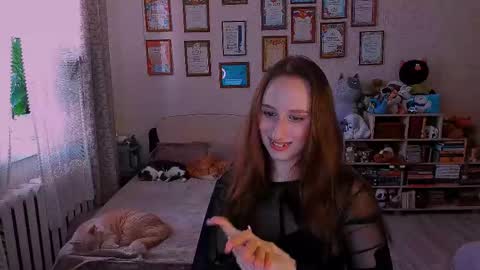 Darcy Siren online show from February 2025 08:27:02 AM
