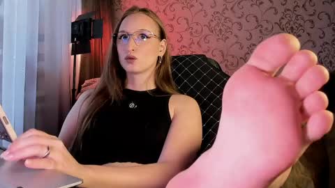 Darcy Siren online show from May 2026 10:01:01 AM