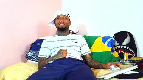 Snapshot of darent2210 chatting on February 2026 05:24:01 PM breiner online show from February 2026 05:24:01 PM