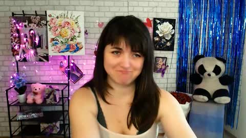 Darina online show from February 2025 12:28:01 PM