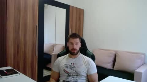 Snapshot of darius_94 chatting on April 2026 04:51:01 AM darius_94 online show from April 2026 04:51:01 AM