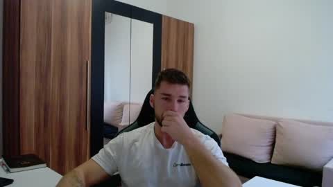 Snapshot of darius_94 chatting on April 2026 04:48:01 AM darius_94 online show from April 2026 04:48:01 AM