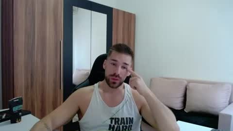 Snapshot of darius_94 chatting on June 2026 04:29:01 AM darius_94 online show from June 2026 04:29:01 AM