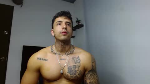 Darius Phoenix  online show from February 2026 11:14:01 PM