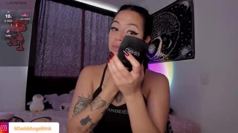 Snapshot of dark_angel_ink_ chatting on November 2025 12:04:01 PM LUISA online show from November 2025 12:04:01 PM