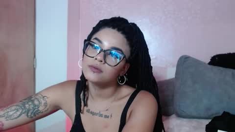 dark_flama online show from March 2026 12:07:02 AM