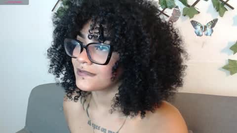 dark_flama online show from May 2026 02:06:01 AM