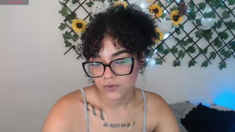 dark_flama online show from May 2026 02:42:02 AM