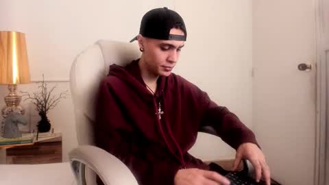 dark_sun333 online show from January 2026 02:38:01 AM