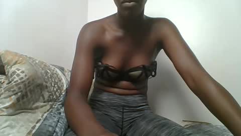 Darkberry online show from December 2025 05:20:01 PM