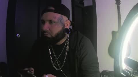 darkclothes online show from January 2025 10:32:01 AM