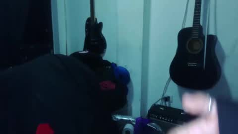 darkclothes online show from February 2025 03:18:02 AM