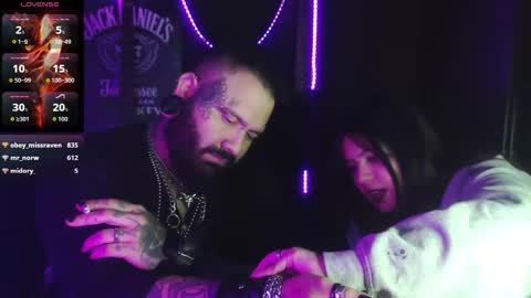 darkclothes online show from October 2025 07:30:01 AM