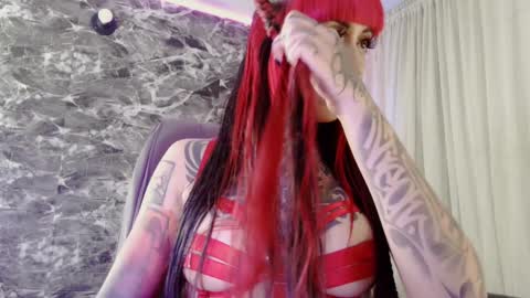 Snapshot of darkly_waxx chatting on December 2024 06:11:02 AM New account. Help me reach 100 thumbs up online show from December 2024 06:11:02 AM