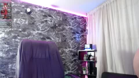 Snapshot of darkly_waxx chatting on January 2025 06:09:01 AM New account. Help me reach 100 thumbs up online show from January 2025 06:09:01 AM