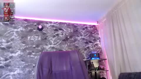 Snapshot of darkly_waxx chatting on February 2025 05:21:01 PM New account. Help me reach 100 thumbs up online show from February 2025 05:21:01 PM