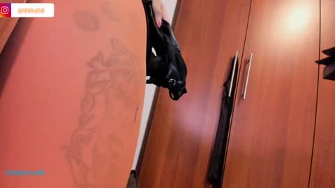 darknes_lilith18 online show from December 2024 01:50:01 AM