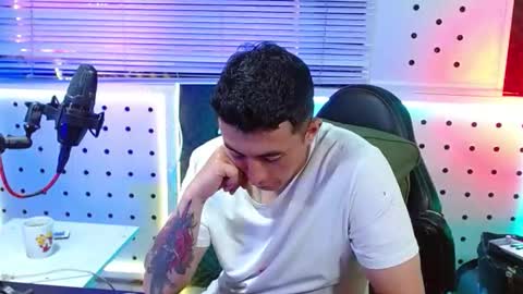 DARKO0717 online show from March 2026 10:47:02 PM