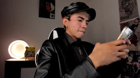 Snapshot of darkodark0 chatting on October 2025 09:33:01 PM Darko online show from October 2025 09:33:01 PM