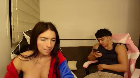 Snapshot of darkpleasuress chatting on November 2025 07:31:02 AM darkpleasuress online show from November 2025 07:31:02 AM