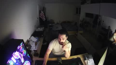 darkschneider_ online show from December 2025 12:48:01 AM