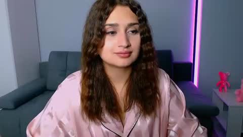 Amelie online show from June 2026 07:06:02 PM
