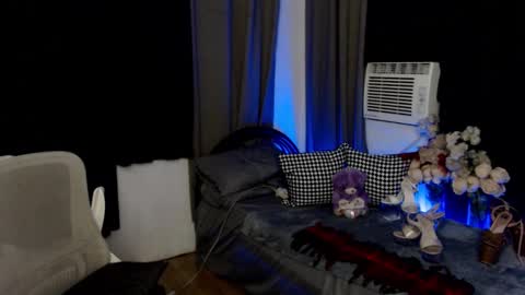 HAPPY BIRTHDAY MISTRESS MADRIANA online show from December 2025 05:30:01 PM