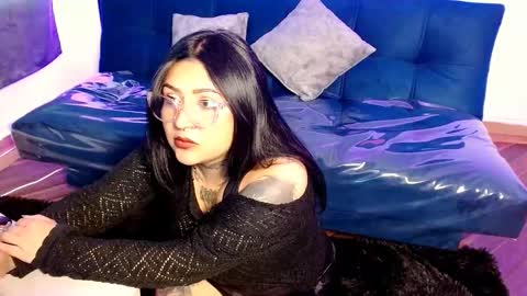 Darksweetmini online show from February 2026 04:18:01 PM