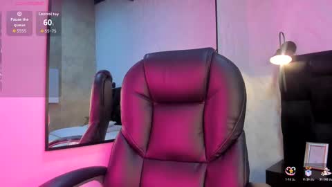 Snapshot of darky_doll chatting on November 2025 08:14:01 PM Darky Doll online show from November 2025 08:14:01 PM