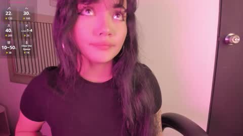 Snapshot of darky_doll chatting on February 2026 10:17:02 PM Darky Doll online show from February 2026 10:17:02 PM