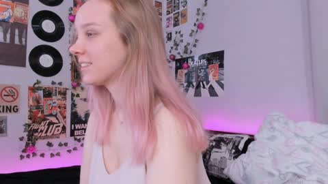 lina online show from January 2025 08:10:02 PM