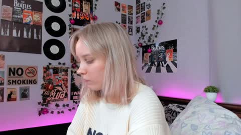 lina online show from January 2025 08:32:01 PM